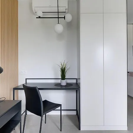 Modern Studio Targowa 10 Ac * Warsaw